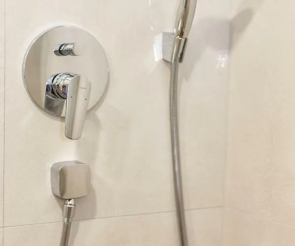 Гостевой дом Karmelita's Place 4*