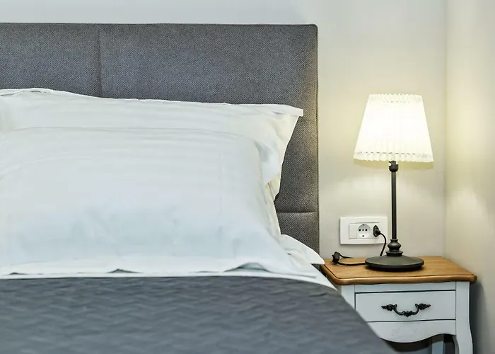 Karmelita's Place Шибеник